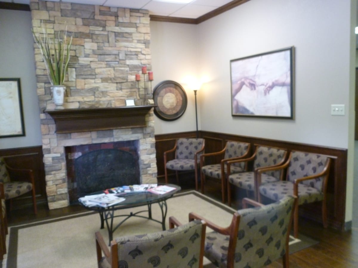 Back & Neck Care Center of Bedford waiting room